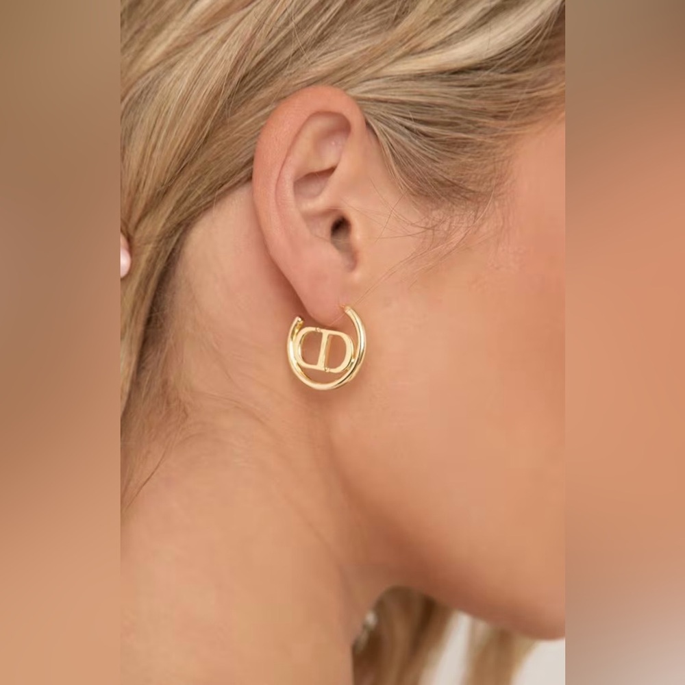 Gold hoops Earrings